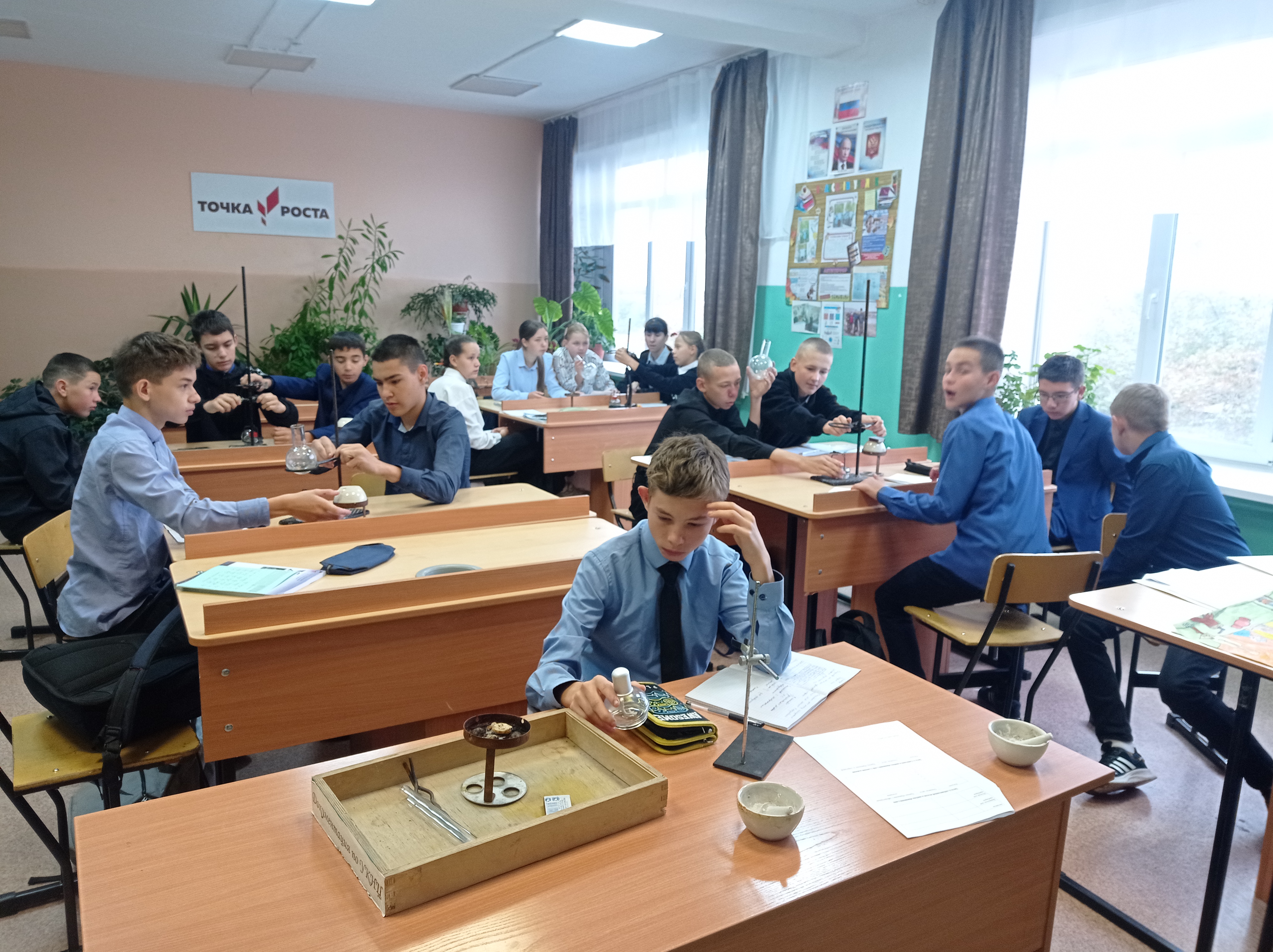 Знакомимся с лабораторным оборудованием.