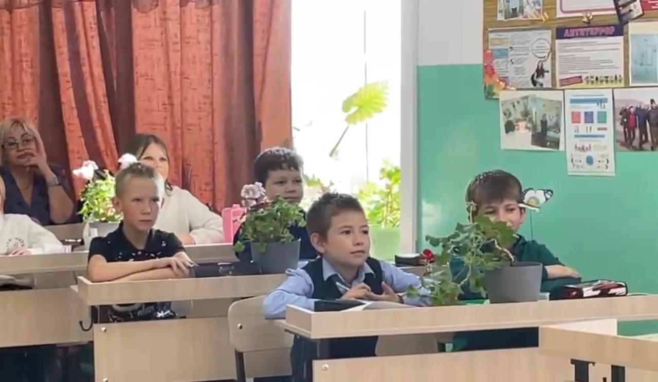 На базе школы прошел семинар учителей начальных классов.